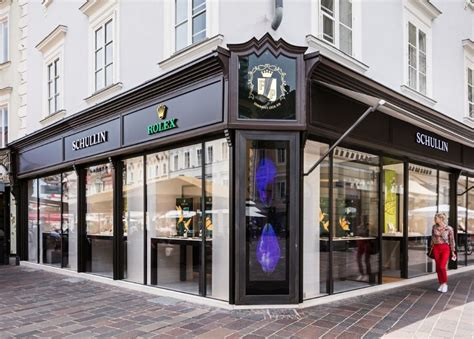 ‭Schullin GmbH‬ in Kramergasse 12 9020 Klagenfurt.